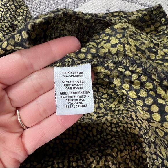 Habitat Olive and Black Patterned Blouse - Picture 6 of 7